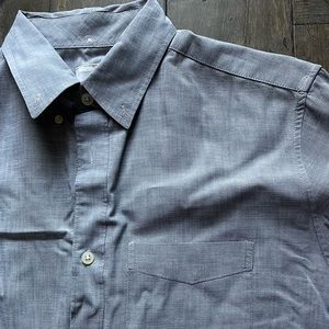 Gap Long Sleeve Button Down Shirt